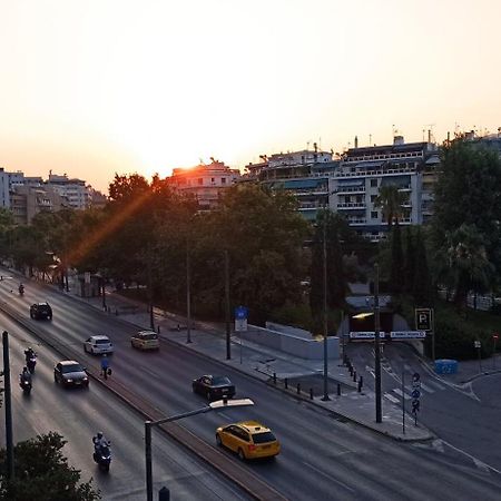 Chris'S Athens Home In The Center Of Everything Экстерьер фото